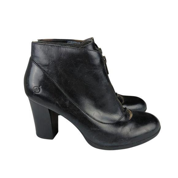 Born Kenley Black Leather Front Zip Ankle Boot Heeled Booties Women's 8.5 D39503 - Picture 1 of 8